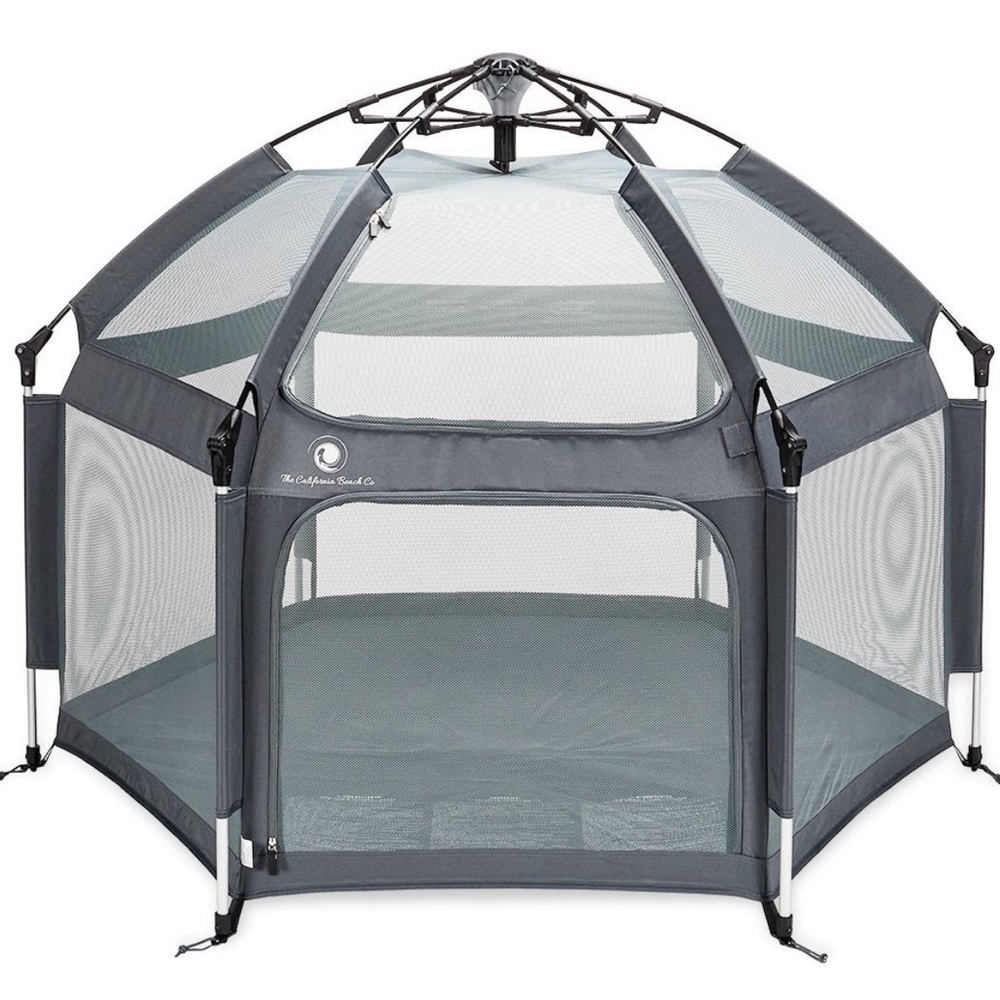 The California Beach Co Pop ‘N Go playpen and play mat